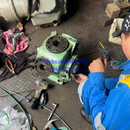 Bảo dưỡng máy nén Carrier 